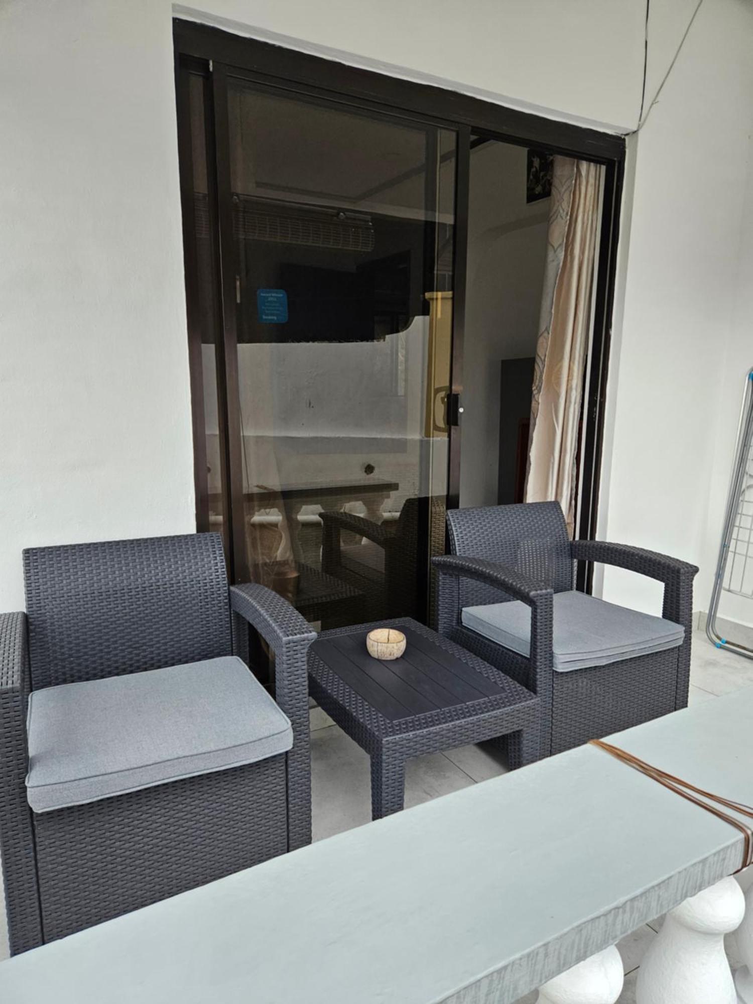 E&e Self Catering Гостевой дом *